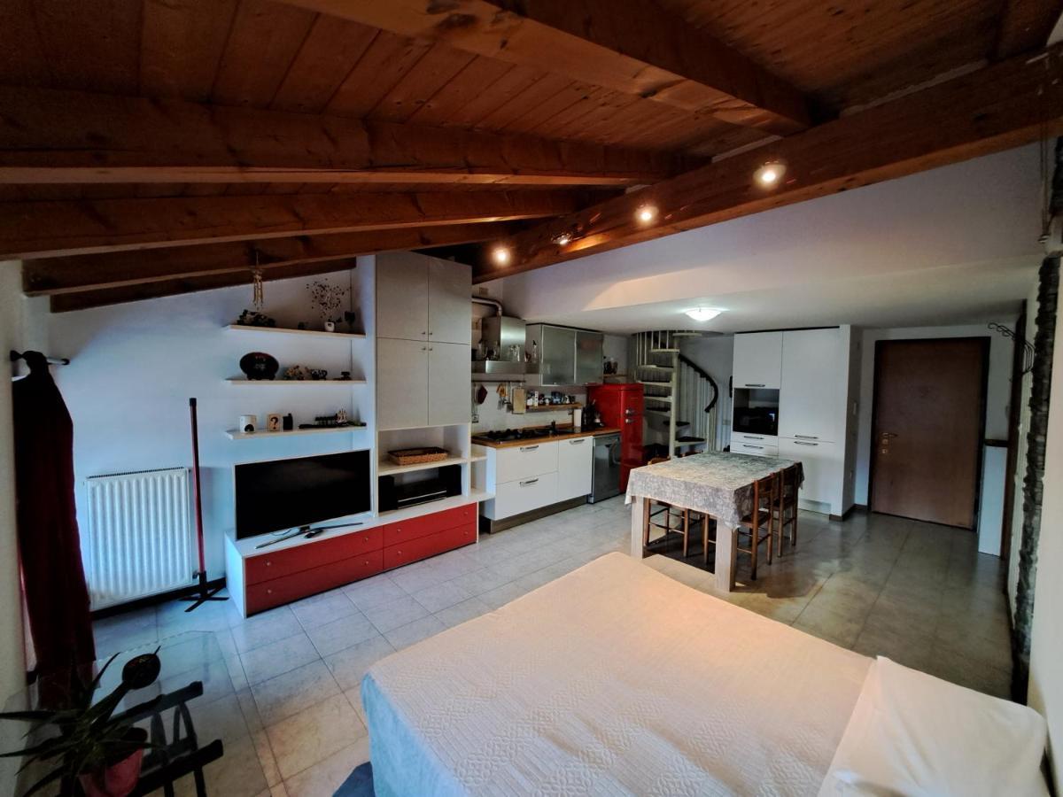 Casa Vacanze S.Tomaso Riva del Garda Luaran gambar