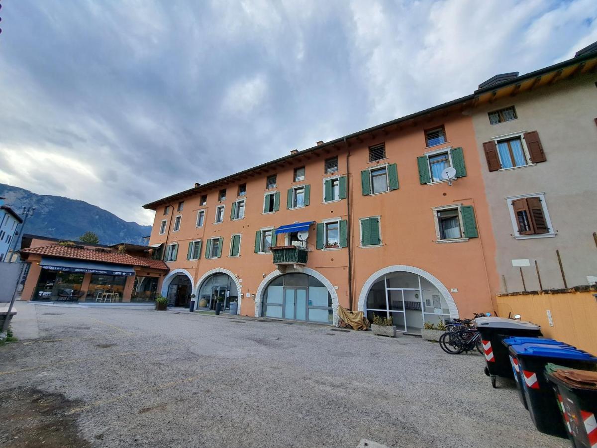 Casa Vacanze S.Tomaso Riva del Garda Luaran gambar